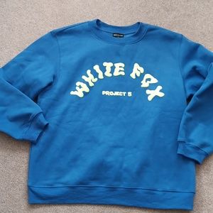 White fox sweatshirt